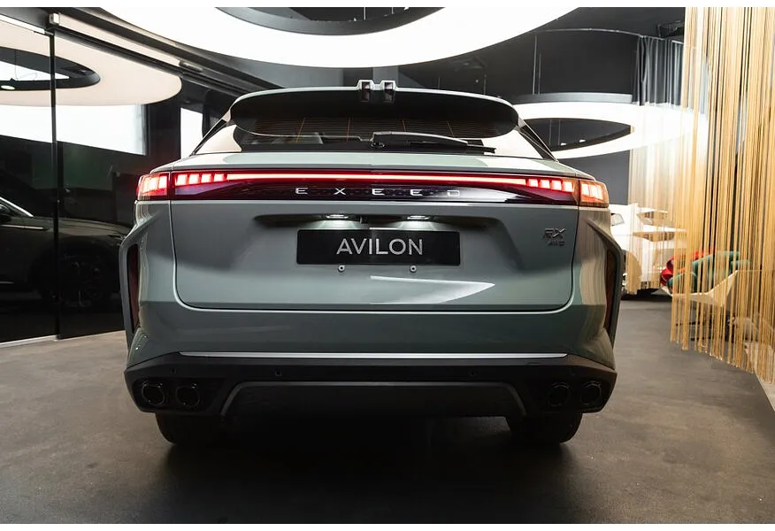 LIVE. Слайд №4