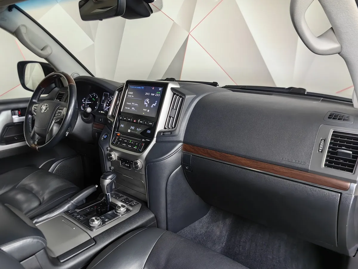 Toyota Land Cruiser 4.5 TD AT (249 л.с.) Черный в АВИЛОН. Слайд №13