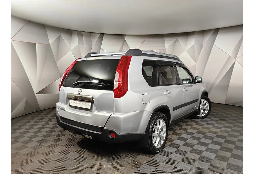 Nissan X-Trail 2.5 CVT AWD (171 л.с.) LE Top Серебристый в АВИЛОН. Слайд №8