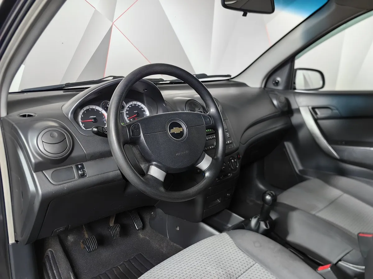 Chevrolet Aveo 1.2 MT (84 л.с.) Черный в АВИЛОН. Слайд №17