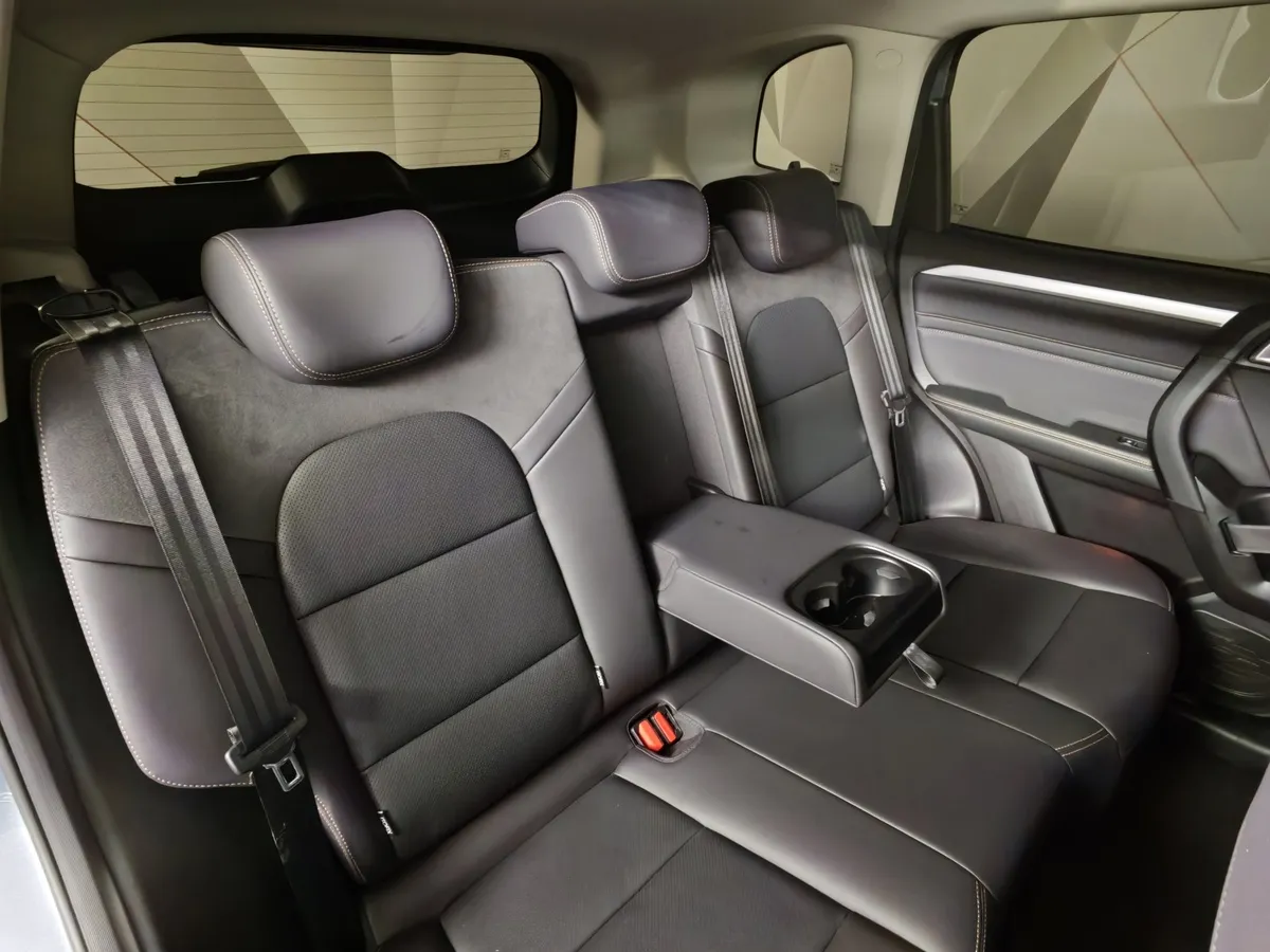 Haval Dargo  2.0T AWD 7DCT (192 л.с.) Tech Plus Серый в АВИЛОН. Слайд №17
