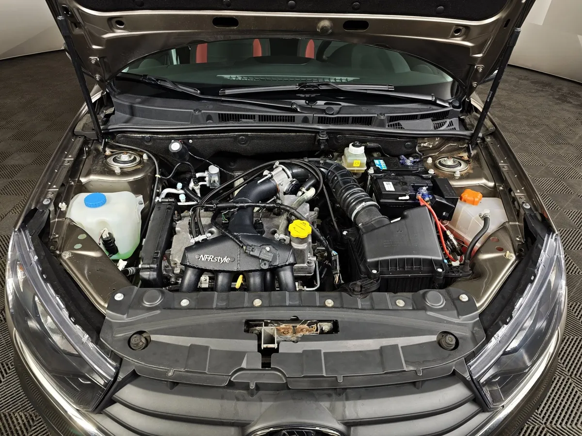 ВАЗ (Lada) Granta 1.6 MT FWD (118 л.с.) Enjoy Коричневый в АВИЛОН. Слайд №11