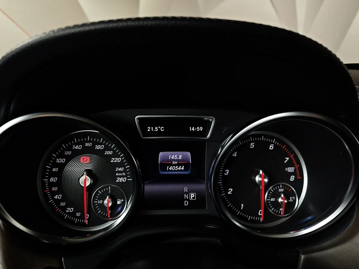 Mercedes-Benz GLS 400 4MATIC 9G-TRONIC (333 л.с.) Особая серия Черный в АВИЛОН. Слайд №17