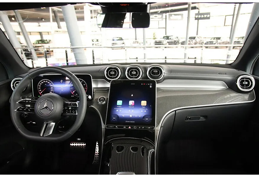 Mercedes-Benz GLC Купе 260 9G-TRONIC 4MATIC (204 л.с.) Черный в АВИЛОН. Слайд №10