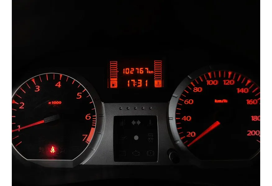 LIVE. Слайд №21