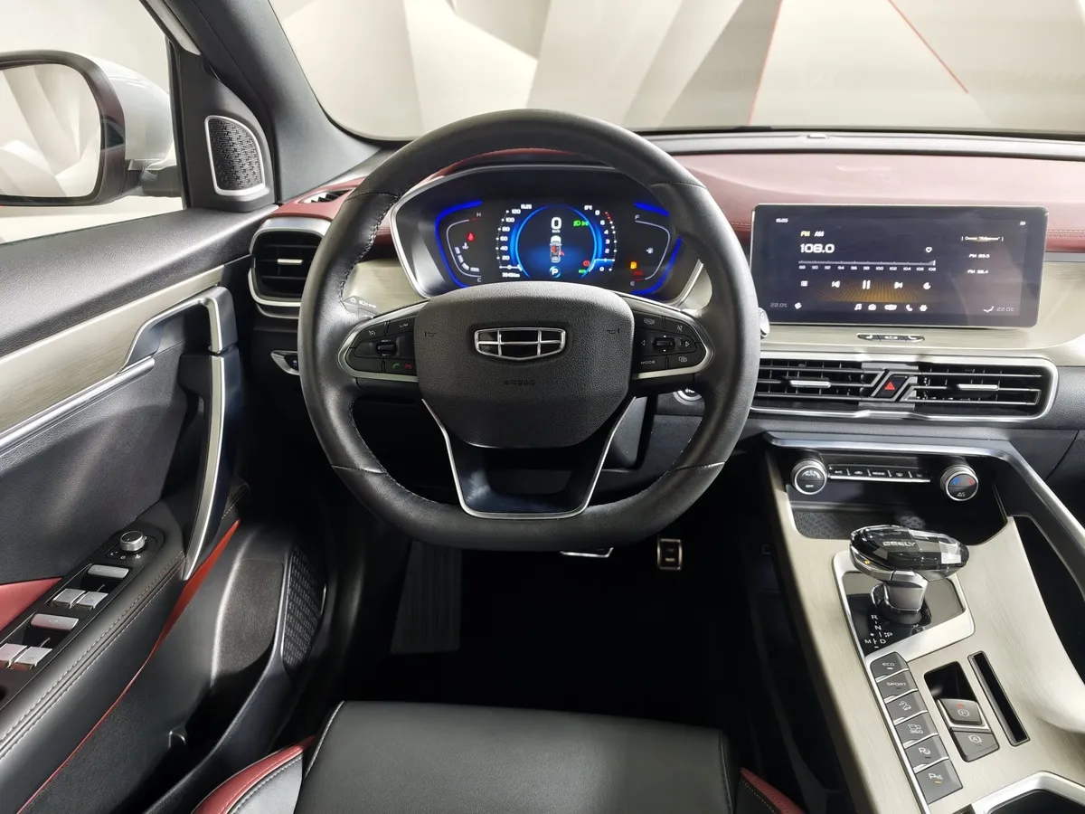 Geely Coolray 1.5T 7DCT 2WD (150 л.с.) Flagship Белый в АВИЛОН. Слайд №19