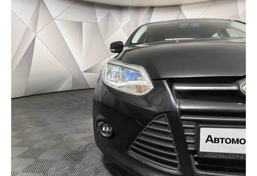 Ford Focus 1.6 PowerShift (125 л.с.) Trend Черный в АВИЛОН. Слайд №10
