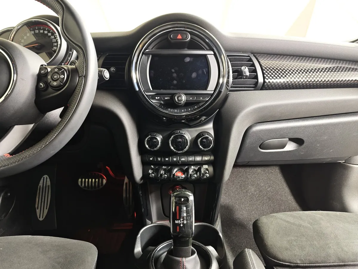 MINI Cooper 2.0 AT (231 л.с.) Зеленый в АВИЛОН. Слайд №15