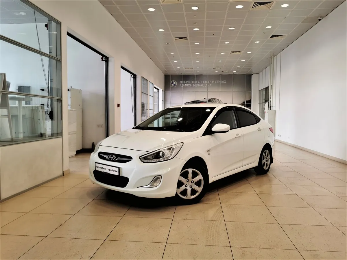 АВИЛОН - Hyundai Solaris 1.6 MT (123 л.с.) Comfort Белый - slide 10135346