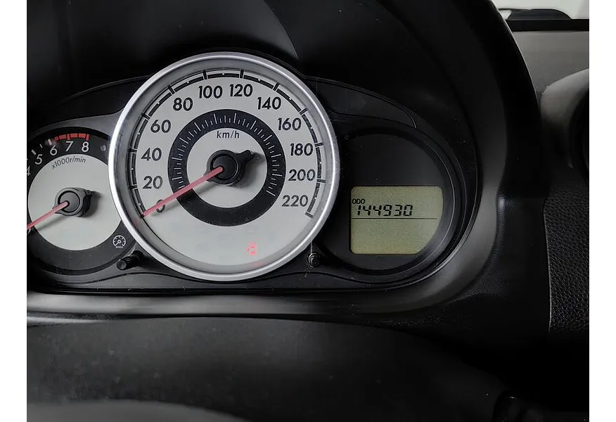 LIVE. Слайд №17