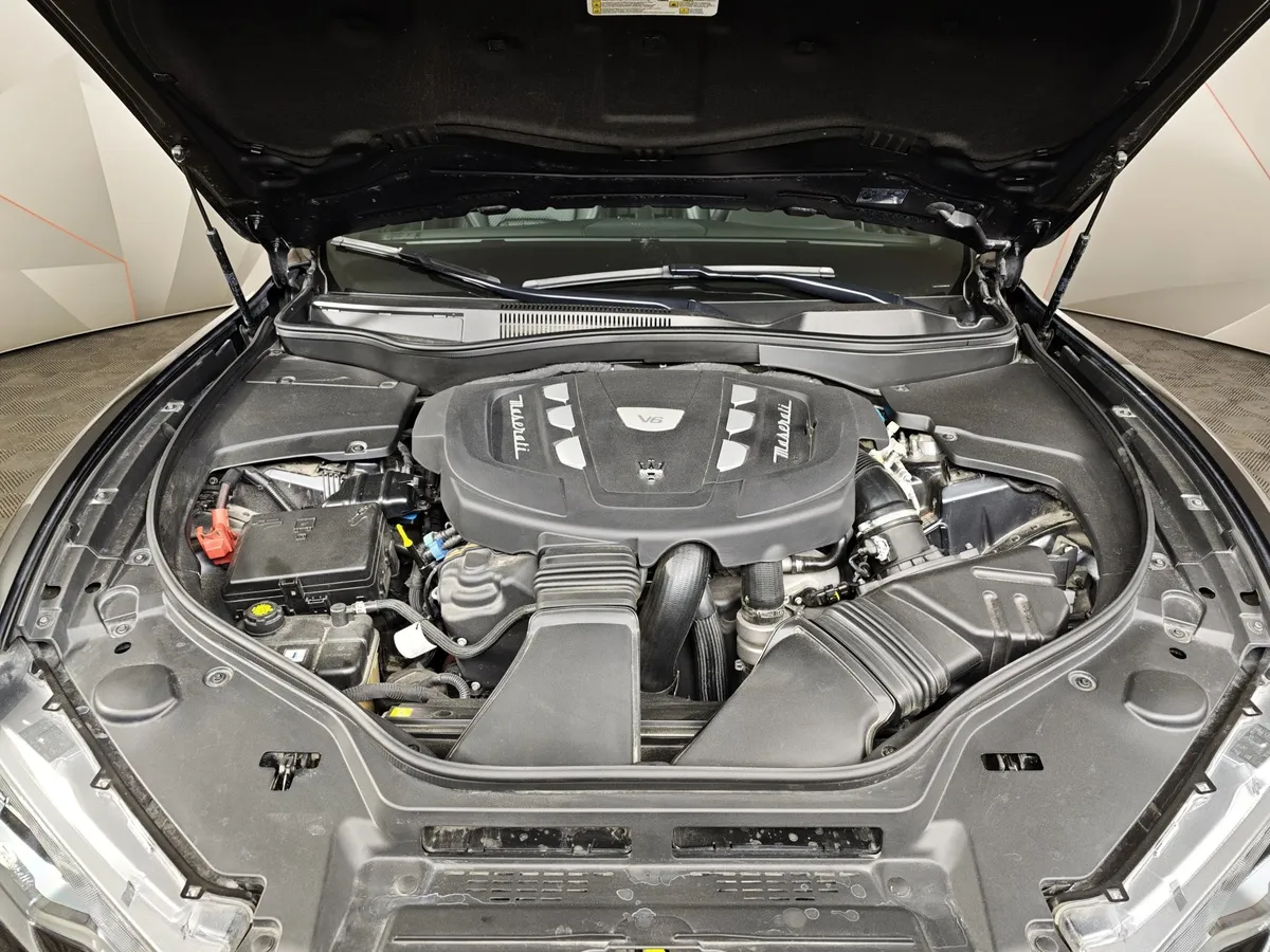 Maserati Levante Diesel 3.0 V6 AT (275 л.с.) Gransport Черный в АВИЛОН. Слайд №11
