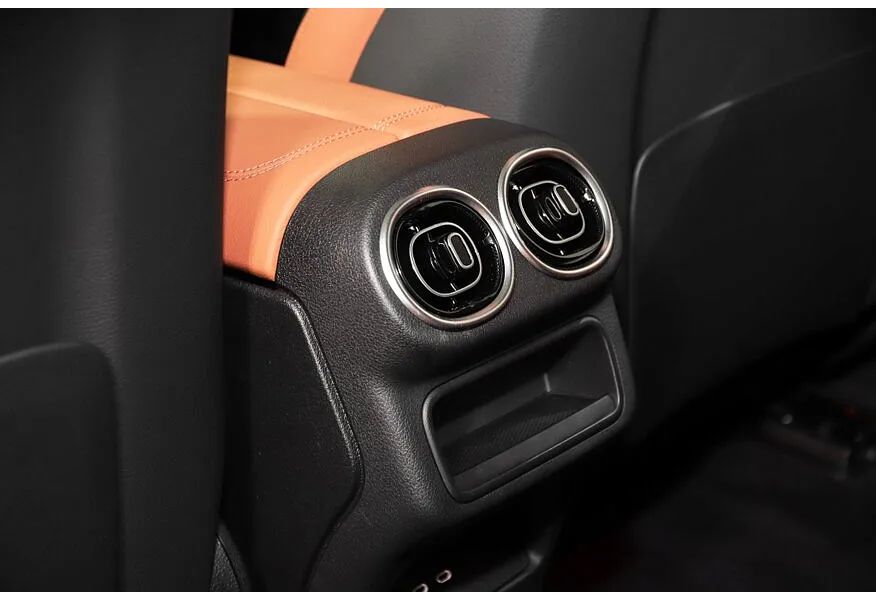 Mercedes-Benz GLC Купе 260 9G-TRONIC 4MATIC (204 л.с.) Белый в АВИЛОН. Слайд №21