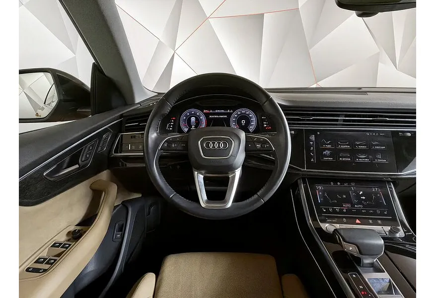 Audi Q8 55 TFSI Tiptronic quattro (340 л.с.) Оранжевый в АВИЛОН. Слайд №20