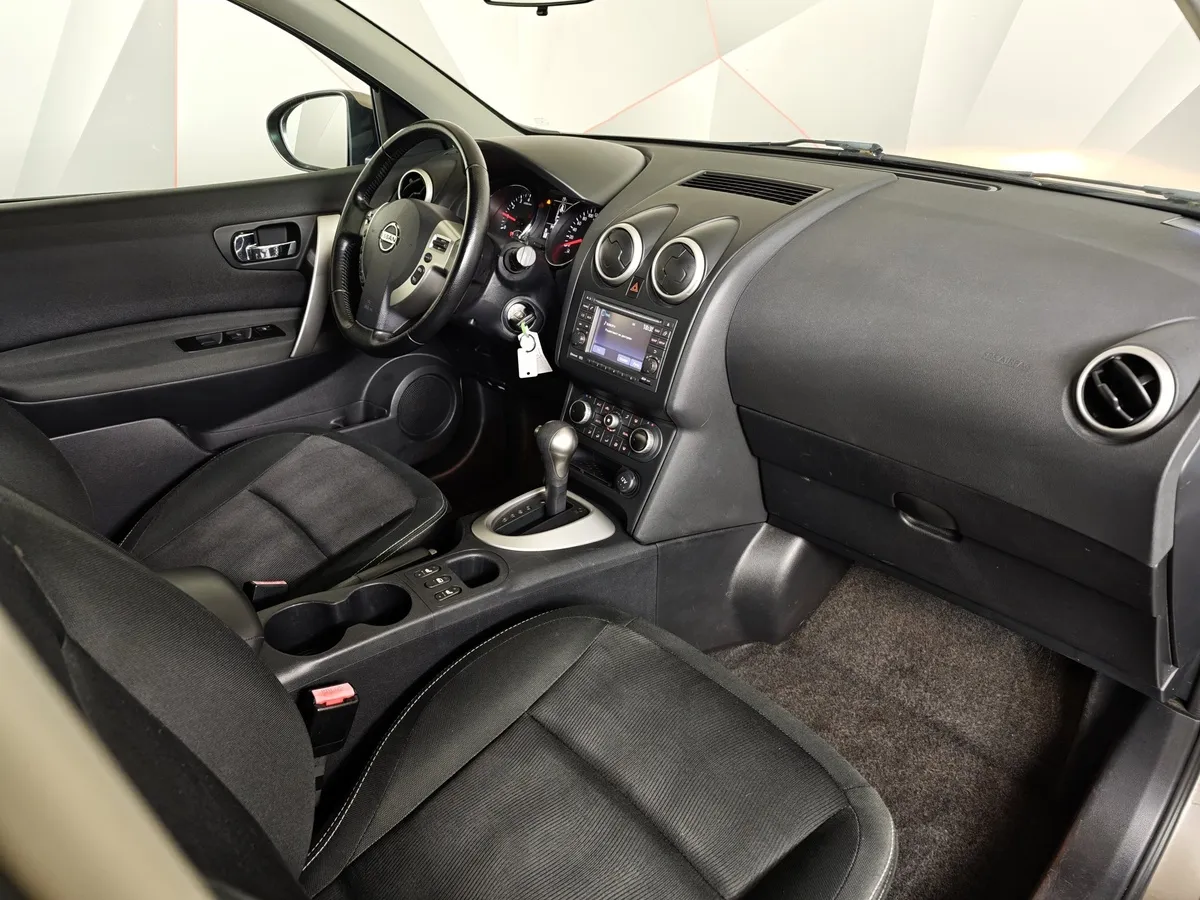 Nissan Qashqai 1.6 CVT FWD (117 л.с.) SE Коричневый в АВИЛОН. Слайд №13