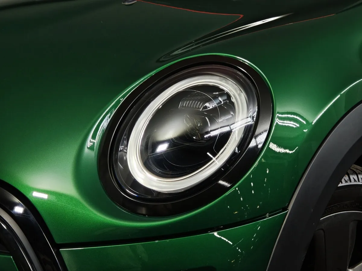 MINI 3 двери 1.5 AT (136 л.с.) Зеленый в АВИЛОН. Слайд №8