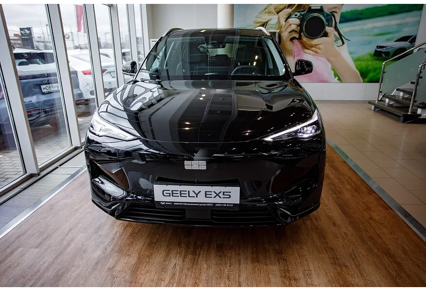 Geely EX5 AT (218 л.с.) Max Черный в АВИЛОН. Слайд №4