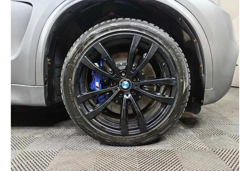 BMW X5 xDrive40d Steptronic (313 л.с.) M Sport (Локальная сборка) Серый в АВИЛОН. Слайд №7