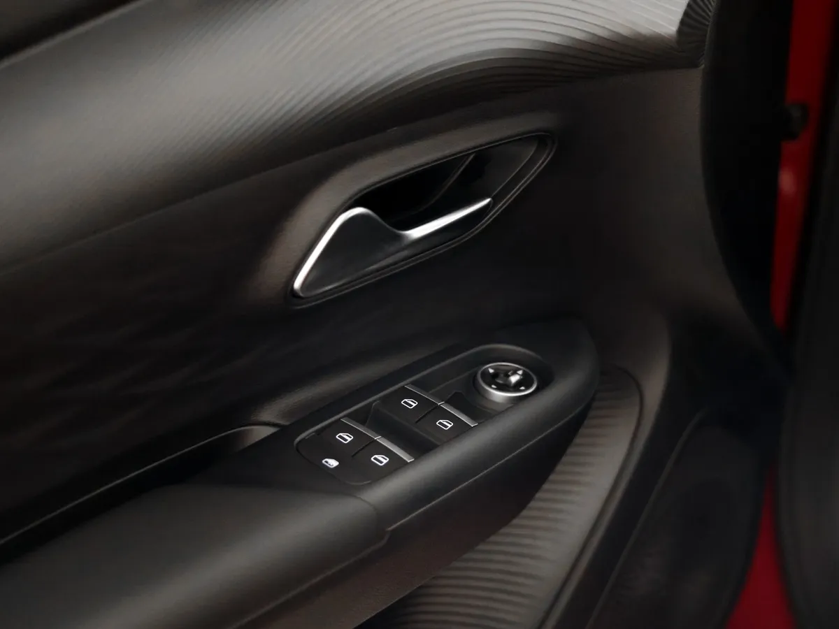 TENET Plus L4 1.5T 6DCT 2WD (147 л.с.) Стайл Красный в АВИЛОН. Слайд №10