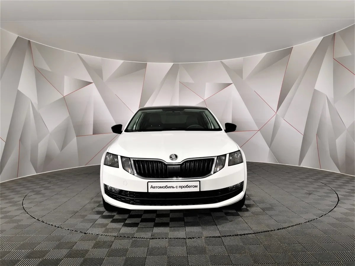 Skoda Octavia 1.6 MPI AT (110 л.с.) Белый в АВИЛОН. Слайд №7