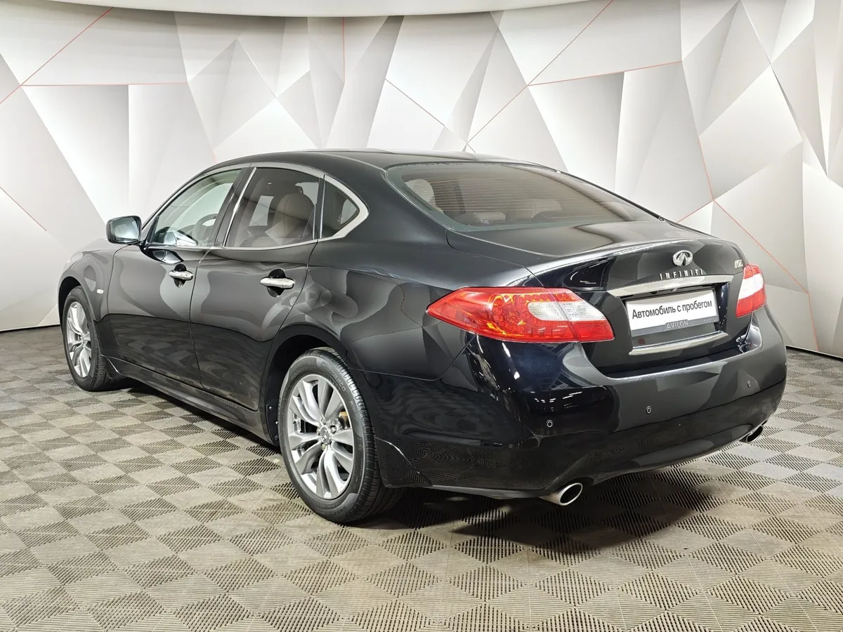 Infiniti M-Series M25 AT (222 л.с.) Premium Черный в АВИЛОН. Слайд №4
