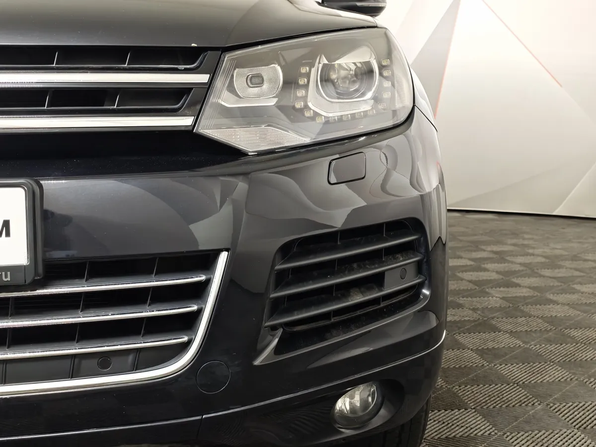 Volkswagen Touareg 3.6 FSI Tiptronic 4Motion (249 л.с.) V6 FSI Черный в АВИЛОН. Слайд №10