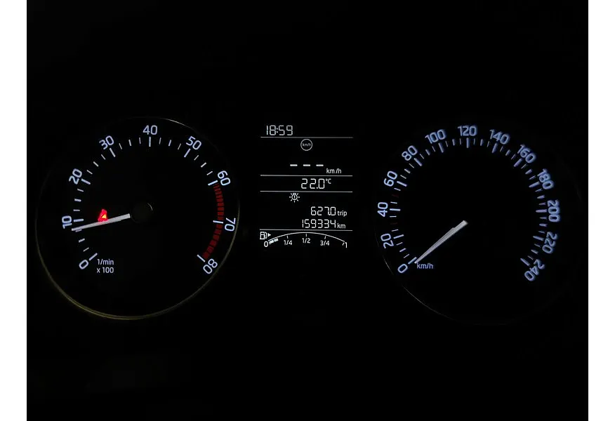 АВИЛОН - Skoda Rapid 1.6 MT (90 л.с.) Белый - slide 16