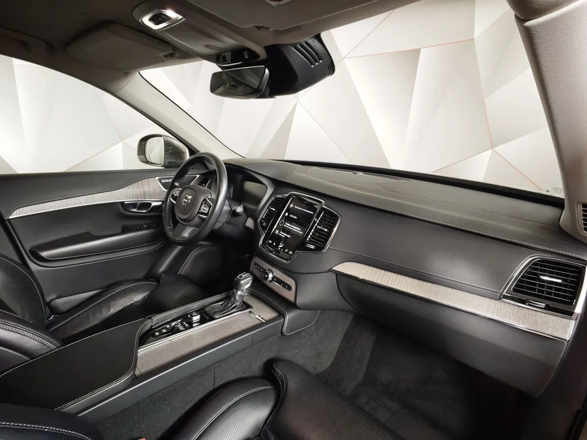Volvo XC90 2.0 D5 Drive-E AT AWD (7 мест) (235 л.с.) Inscription Серый в АВИЛОН. Слайд №12