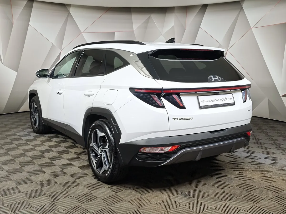 Hyundai Tucson G2.0 Smartstream 6AT 4WD (150 л.с.) Prestige + Smart Sense Белый в АВИЛОН. Слайд №4