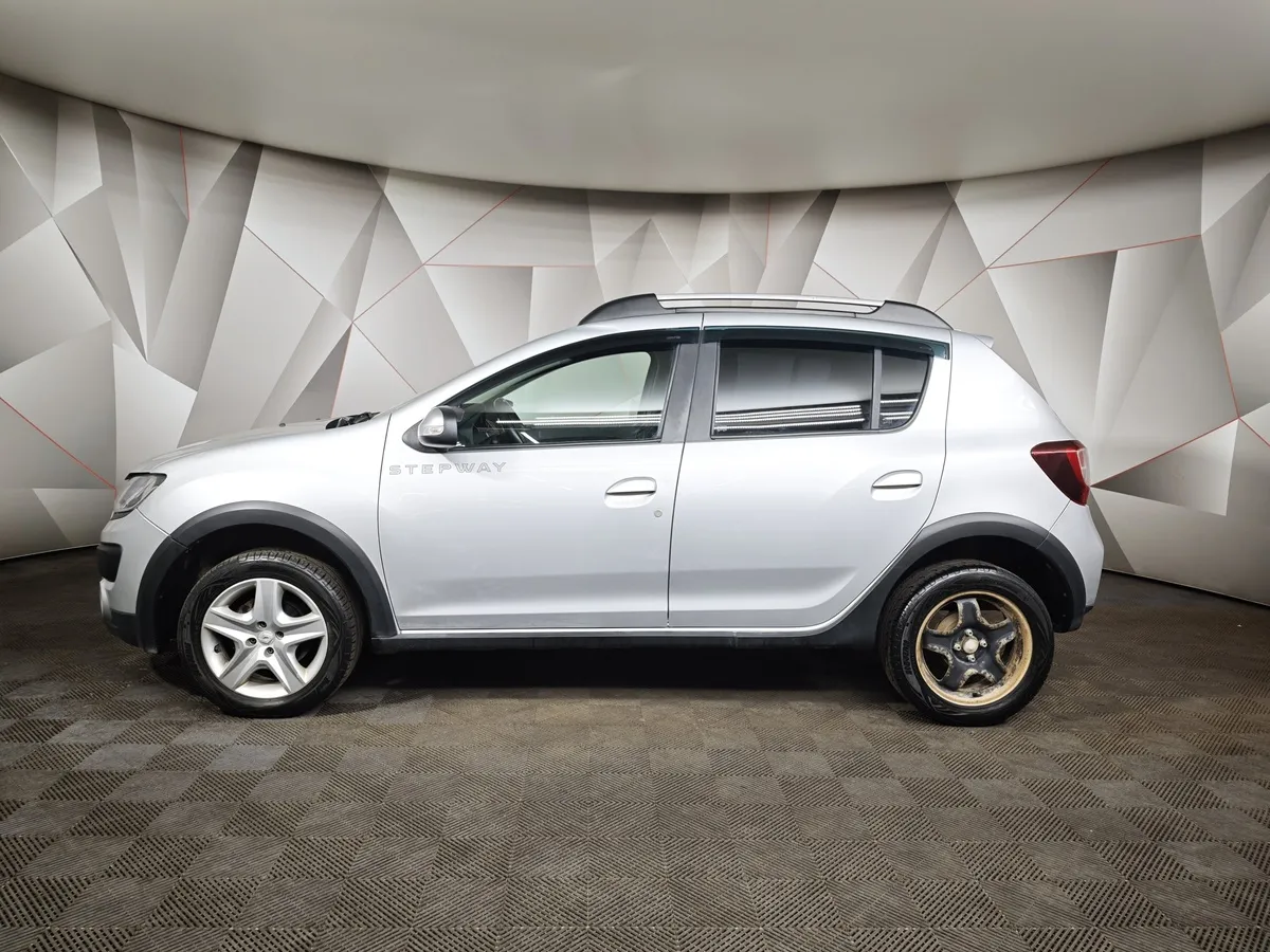 Renault Sandero 1.6 MT (102 л.с.) Privilege Бежевый в АВИЛОН. Слайд №5