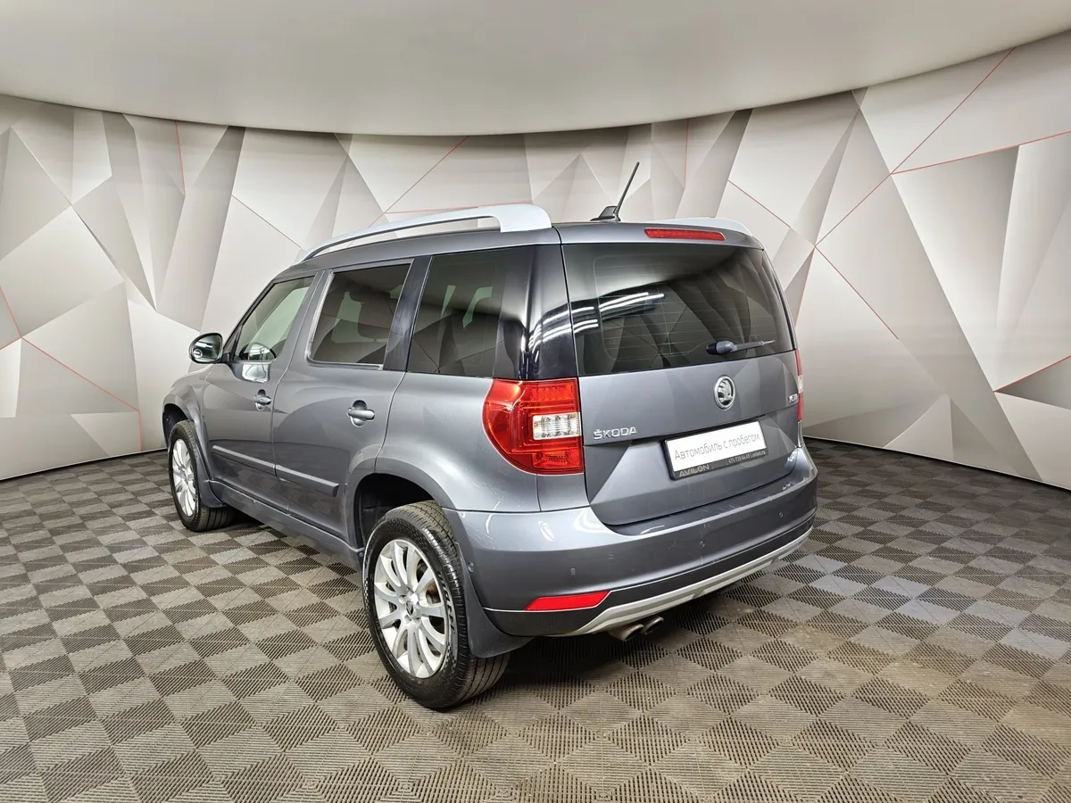 Skoda Yeti 1.8 TSI 4x4 DSG (152 л.с.) Серый в АВИЛОН. Слайд №4