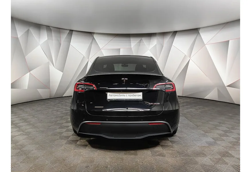 Tesla Model Y Long Range AWD AT (346 л.с.)  Черный в АВИЛОН. Слайд №6