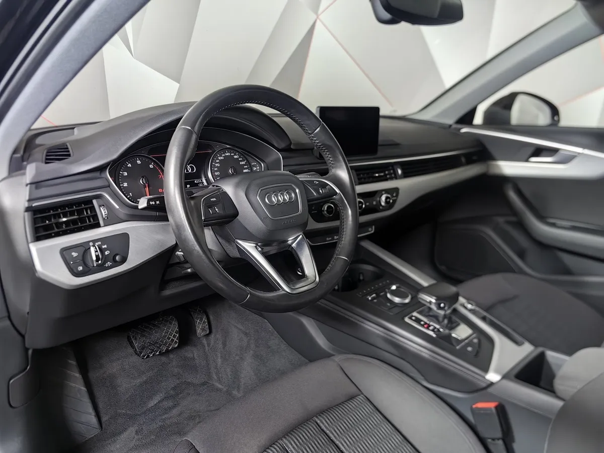 Audi A4 1.4 TFSI S tronic (150 л.с.) Черный в АВИЛОН. Слайд №18