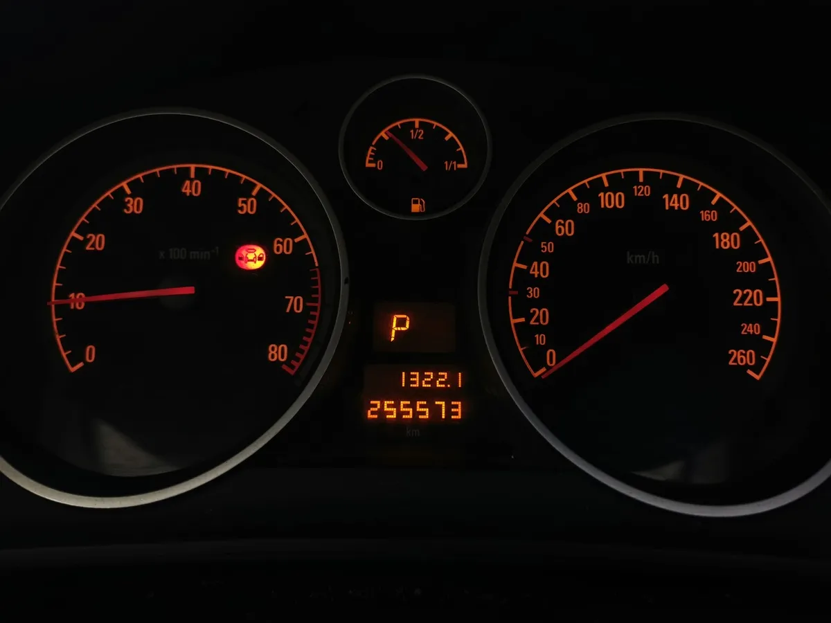 Opel Astra 1.8 AT (140 л.с.) base Серый в АВИЛОН. Слайд №16