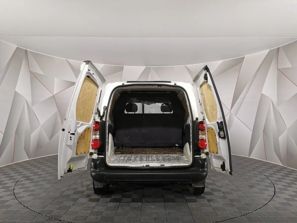 Opel Combo 1.4 MT (90 л.с.) Белый в АВИЛОН. Слайд №11
