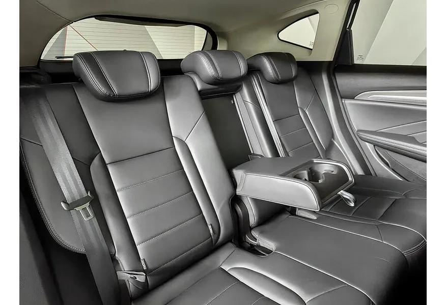 Haval F7 2.0T AWD 7DCT (190 л.с.) Tech Plus Белый в АВИЛОН. Слайд №9