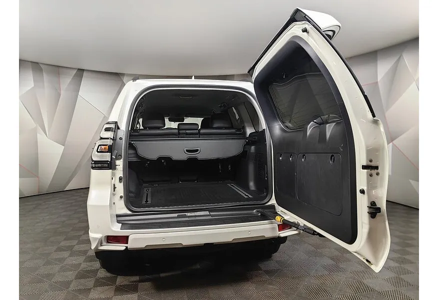 АВИЛОН - Toyota Land Cruiser Prado 2.8 D AT 4WD (5 мест) (177 л.с.) Комфорт Белый - slide 20