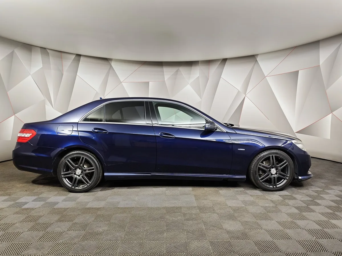 Mercedes-Benz E-Класс E 200 T BlueEfficiency 7G-Tronic Plus (184 л.с.) Синий в АВИЛОН. Слайд №6