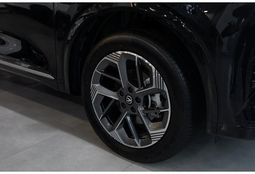 Changan CS75PLUS 2.0 AT 4WD (235 л.с.) Luxe Черный в АВИЛОН. Слайд №12