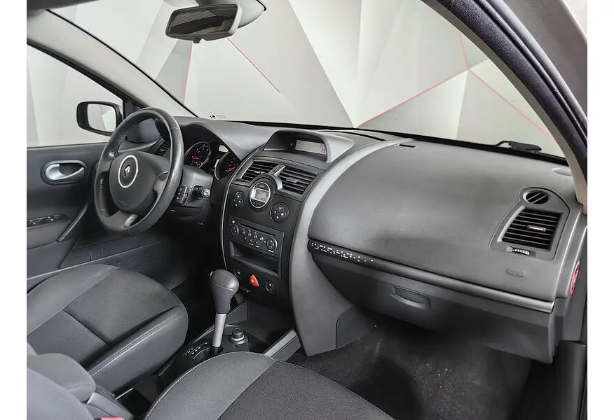 АВИЛОН - Renault Megane 1.6 AT (115 л.с.) Бежевый - slide 11