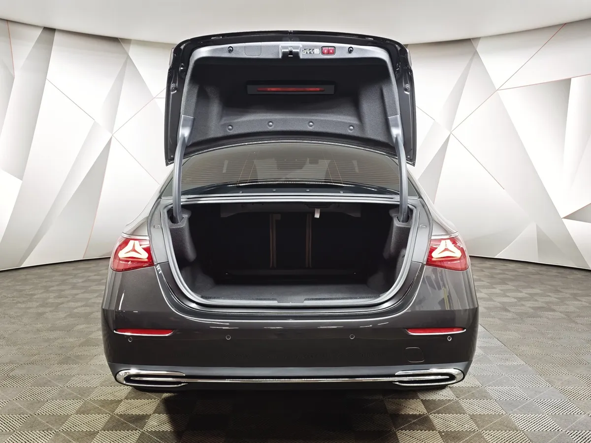 Mercedes-Benz E-Класс E 220 d 4MATIC (197 л.с.) Серый в АВИЛОН. Слайд №12
