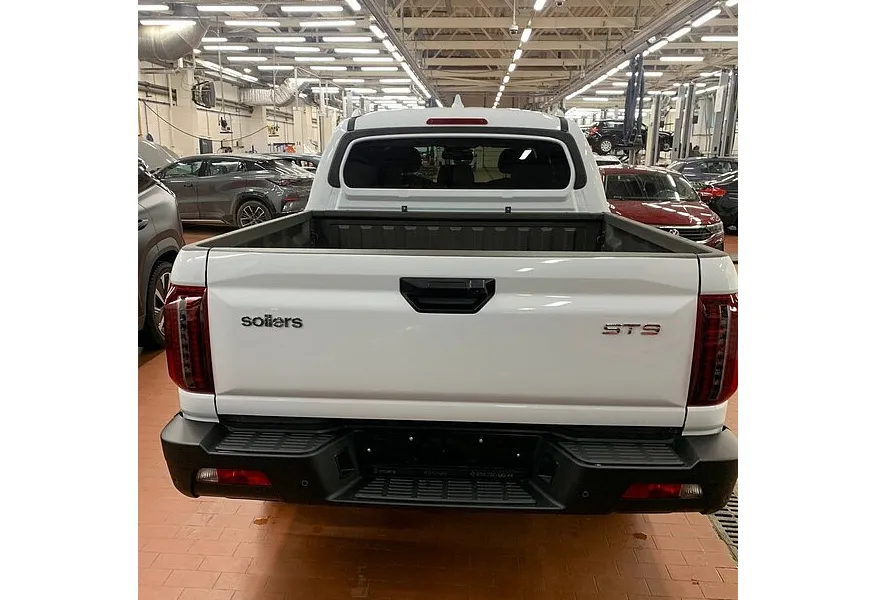 Sollers ST9 2.0G 8AT AWD (224 л.с.) Ultimate Белый в АВИЛОН. Слайд №2