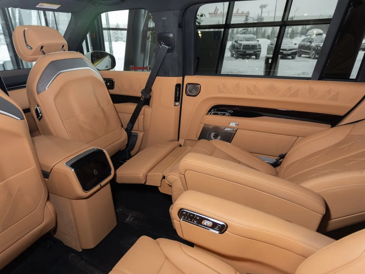 Zeekr 9X 2.0h AT 4WD (1177 л.с.) Max Белый в АВИЛОН. Слайд №14