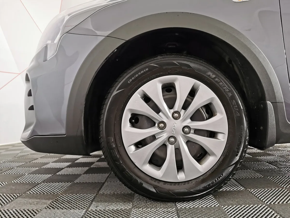 Kia Rio X-Line 1.6 AT (123 л.с.) Серый в АВИЛОН. Слайд №9