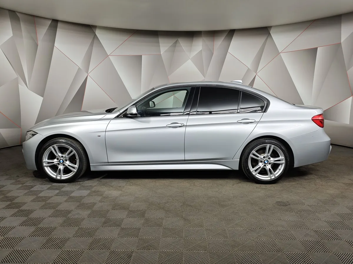 BMW 3 серия 320i xDrive AT (184 л.с.)  M Sports Edition Серебристый в АВИЛОН. Слайд №5
