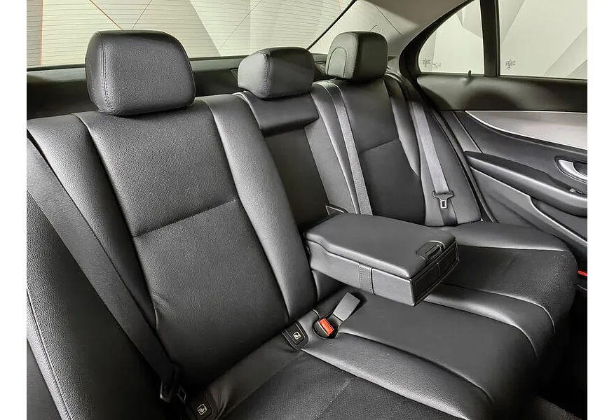 Mercedes-Benz E-Класс E 200 d 9G-TRONIC (160 л.с.) Business (Локальная сборка) Черный в АВИЛОН. Слайд №15