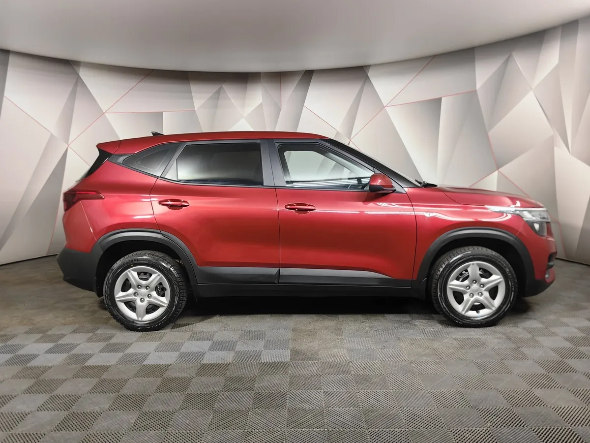 Kia Seltos 1.6 MPI AT (123 л.с.) Comfort Красный в АВИЛОН. Слайд №6