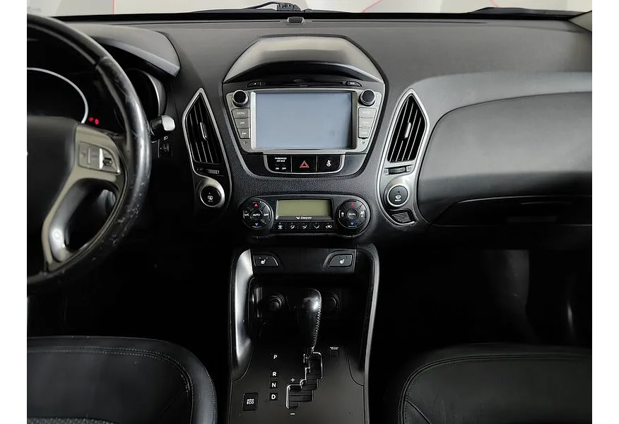 Hyundai ix35 2.0 CRDi AT 4WD (184 л.с.) Comfort + Navi Белый в АВИЛОН. Слайд №11