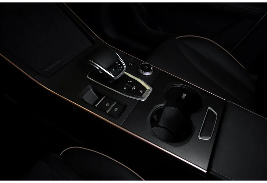 Omoda C5 1.5T CVT (147 л.с.) Ultimate Белый в АВИЛОН. Слайд №14