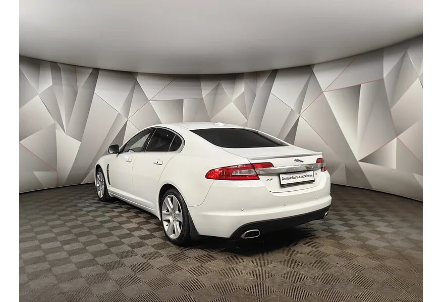 АВИЛОН - Jaguar XF 3.0 D AT (275 л.с.) Portfolio Белый - slide 6