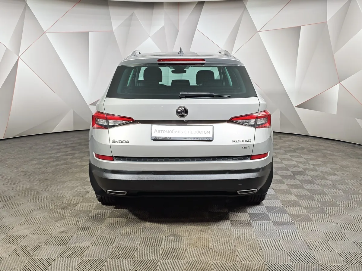 Skoda Kodiaq 2.0 TDI DSG 4X4 (150 л.с.) Бежевый в АВИЛОН. Слайд №8